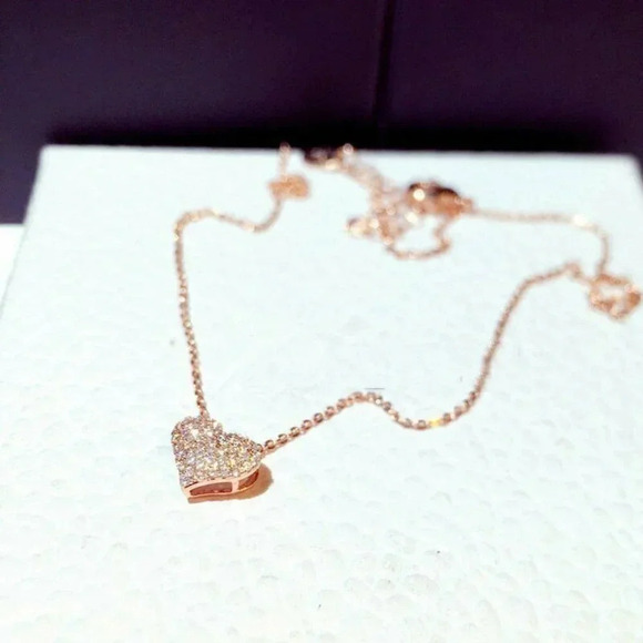 S925 Rose Gold Diamond Heart Necklace - Picture 3 of 3